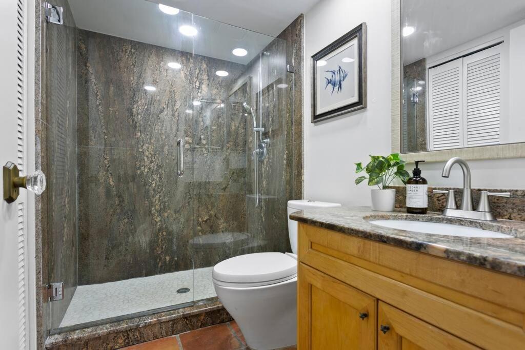 Appartement Newly Renovated, Water Views, 2 Bd *